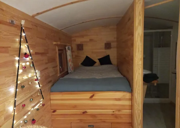 Des Saules Kamp alanı Jurbise